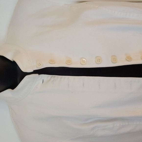 LAUREN JEANS CO. WHITE BUTTON DOWN DENIM JACKET. - Picture 3 of 11